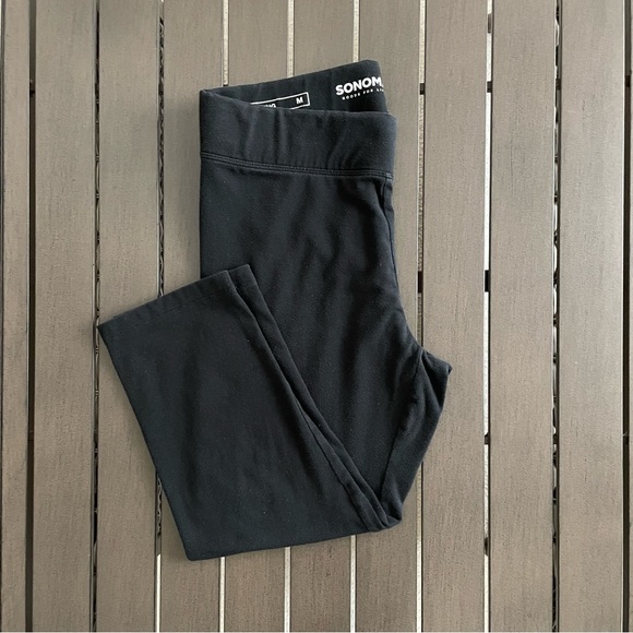 Sonoma Pants - SONOMA GOODS FOR LIFE ACTIVEWEAR CAPRI LEGGINGS!!